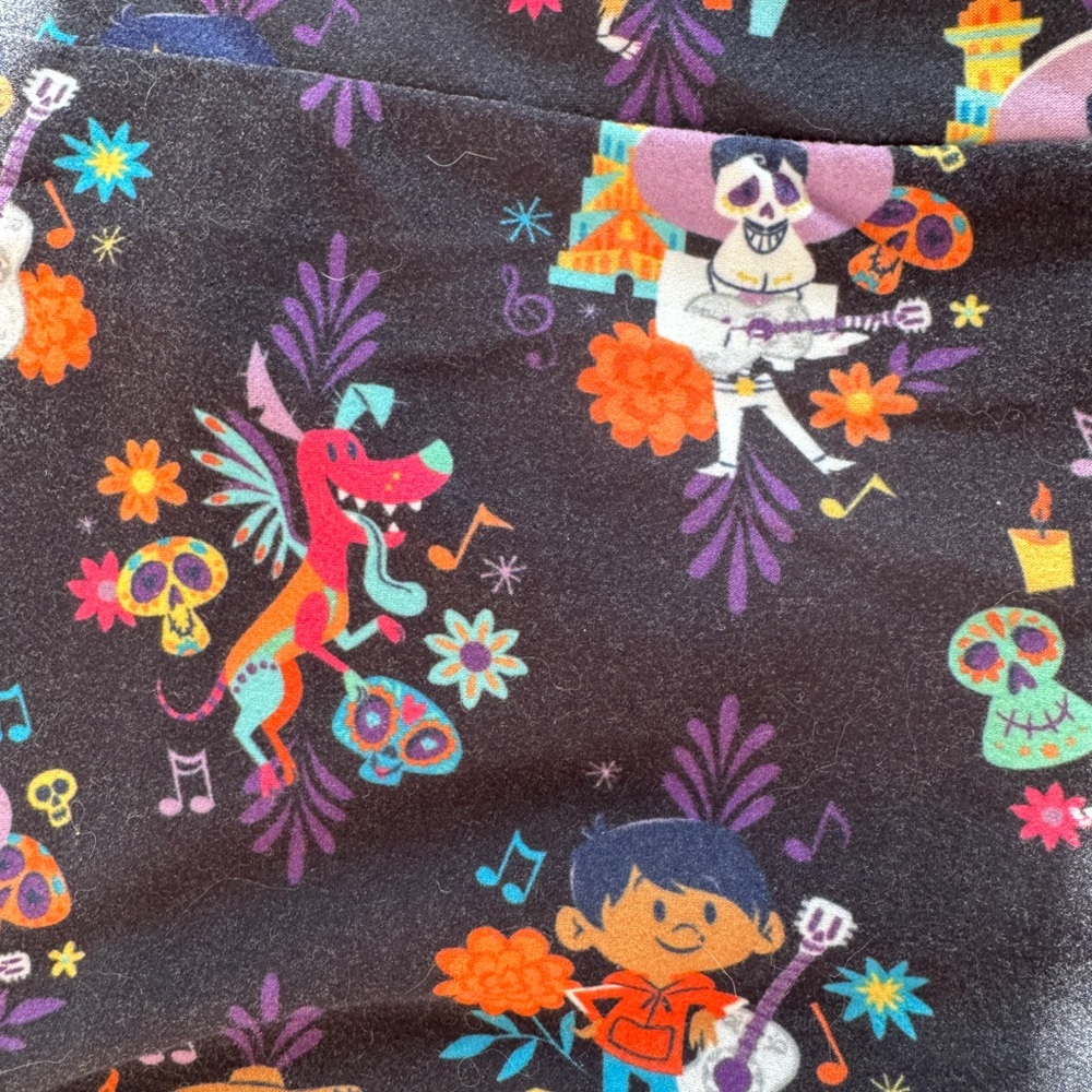Women’s Walt Disney Coco Themed Leggings- Size XL - Picture 6 of 8